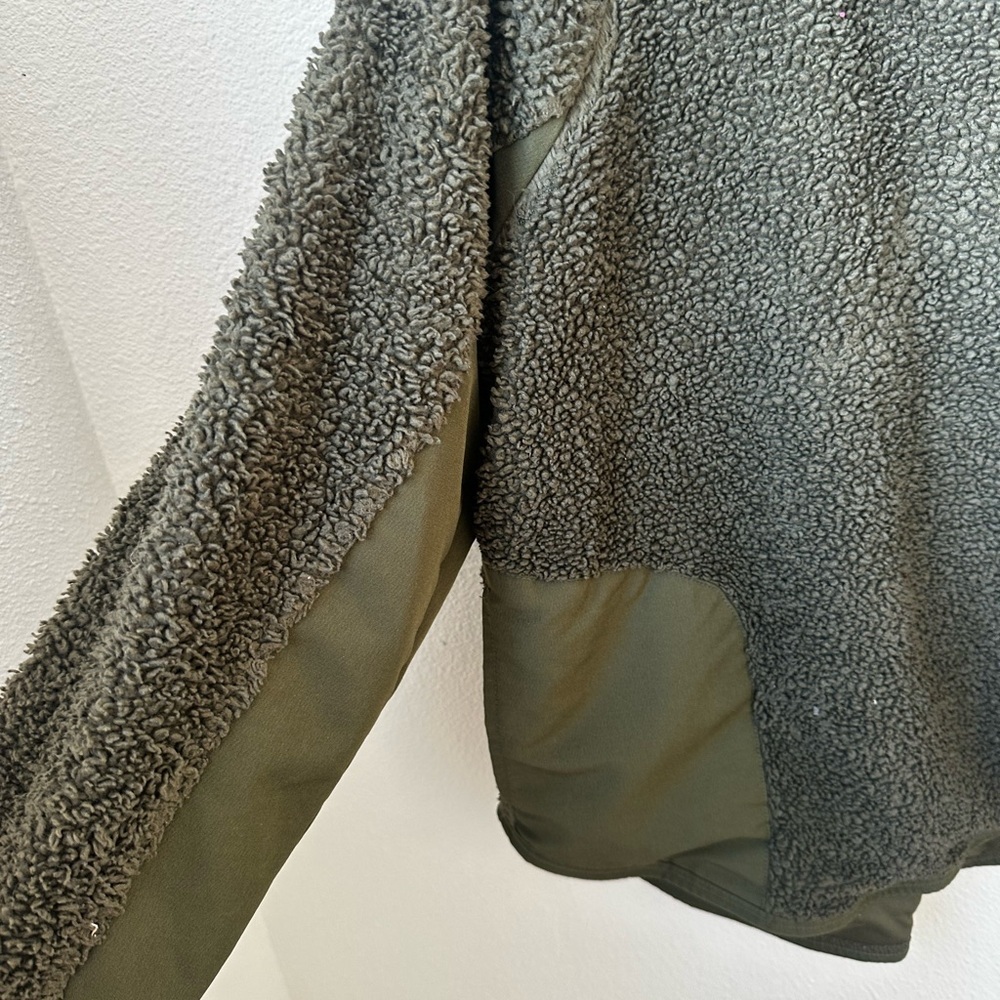 Nike Green Fleece Jacket/ Pullover - Picture 6 of 15